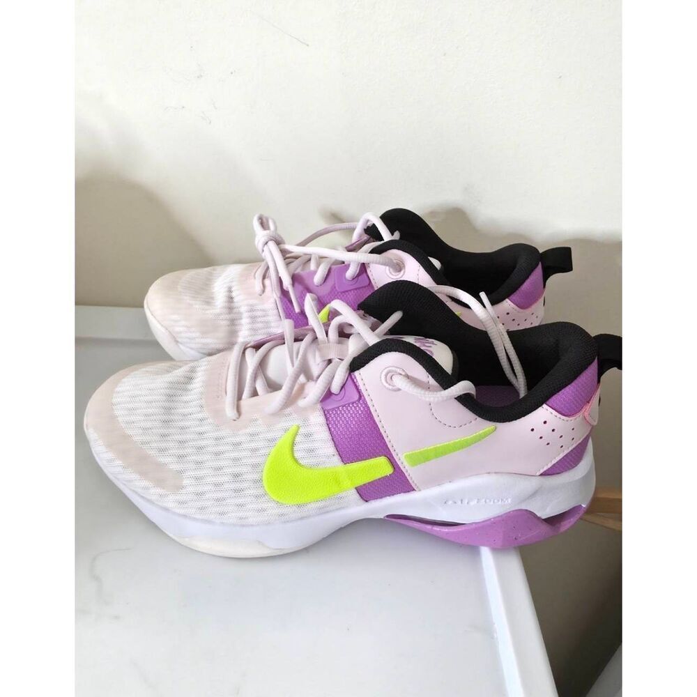 Nike Zoom Bella 6 US 10 NWOB